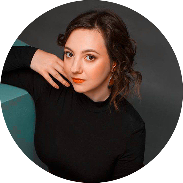 Ксения Власова